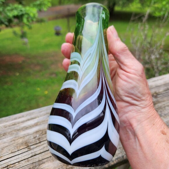 Vintage Heavy Murano artist signed WE Porter 1979 pulled Feather Vase In Green A - Picture 8 of 10